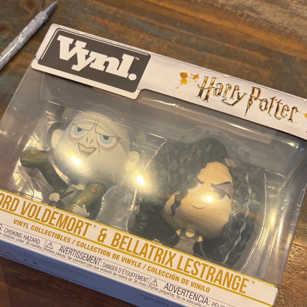 Wyn! Harry Potter Voldemort & Bellatrix Vinyl Figure 2-Pack - Black, Cream